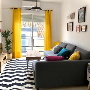  Apartment Cruz